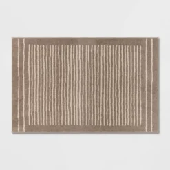 2'6"x4' Washable Knitted Stripe Accent Rug - Threshold™ -Brick Wall GUEST aef6cd95 a564 4f19 8b4e 204de8b7e707