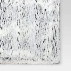Tipped Snow Leopard Faux Fur Reversible Throw Blanket - Threshold™ -Brick Wall GUEST d3196147 7f14 4b50 abe0 744936275f06
