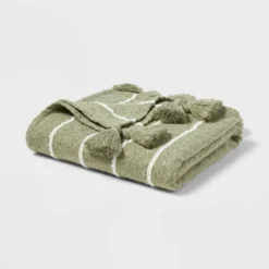 Tasseled Boucle Bed Throw - Threshold™ -Brick Wall GUEST de8e09f1 711b 4f25 a02a af1cf198db4d