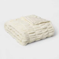 60" X 86" Faux Fur Oversized Bed Throw - Threshold Signature™ -Brick Wall GUEST f8285427 54eb 4e0b aa6e c8ab07156195